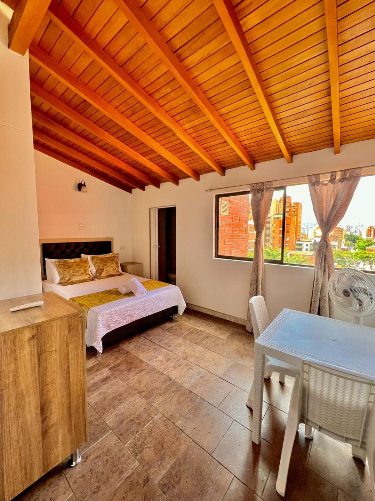 Hotel Torre Primavera Medellín Dış mekan fotoğraf