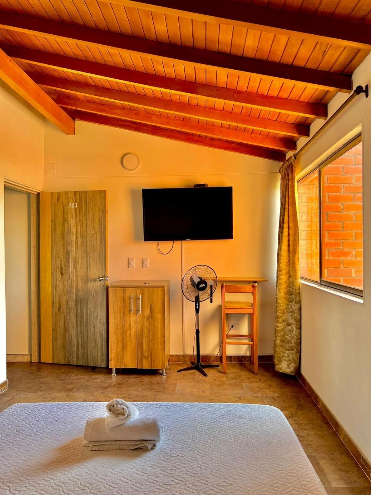 Hotel Torre Primavera Medellín Dış mekan fotoğraf