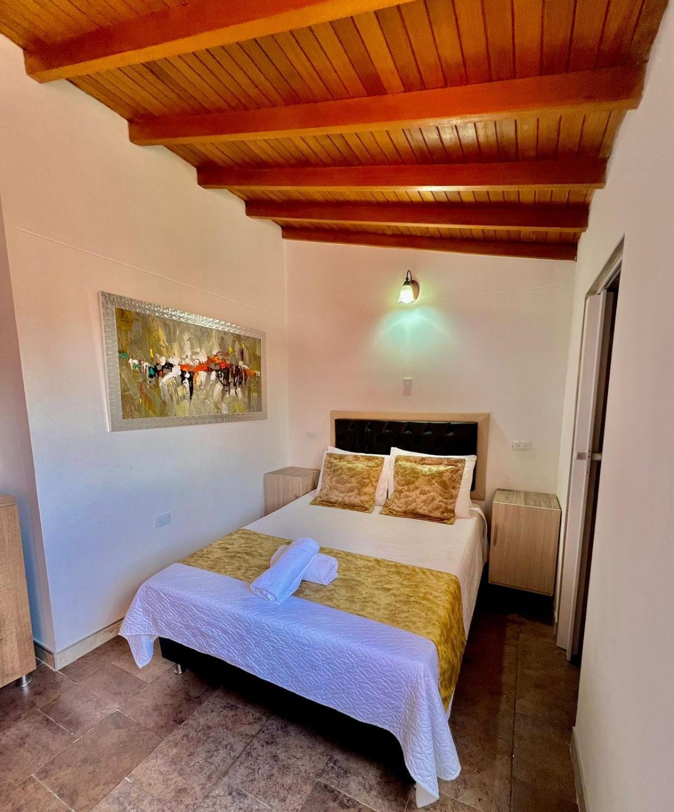 Hotel Torre Primavera Medellín Dış mekan fotoğraf