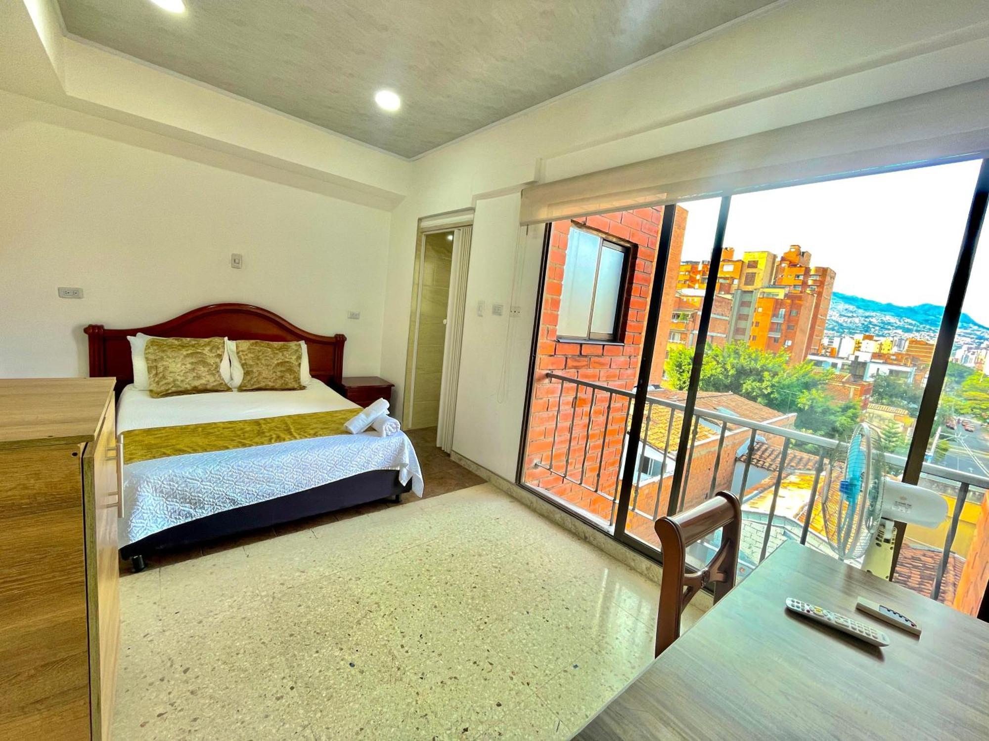 Hotel Torre Primavera Medellín Dış mekan fotoğraf