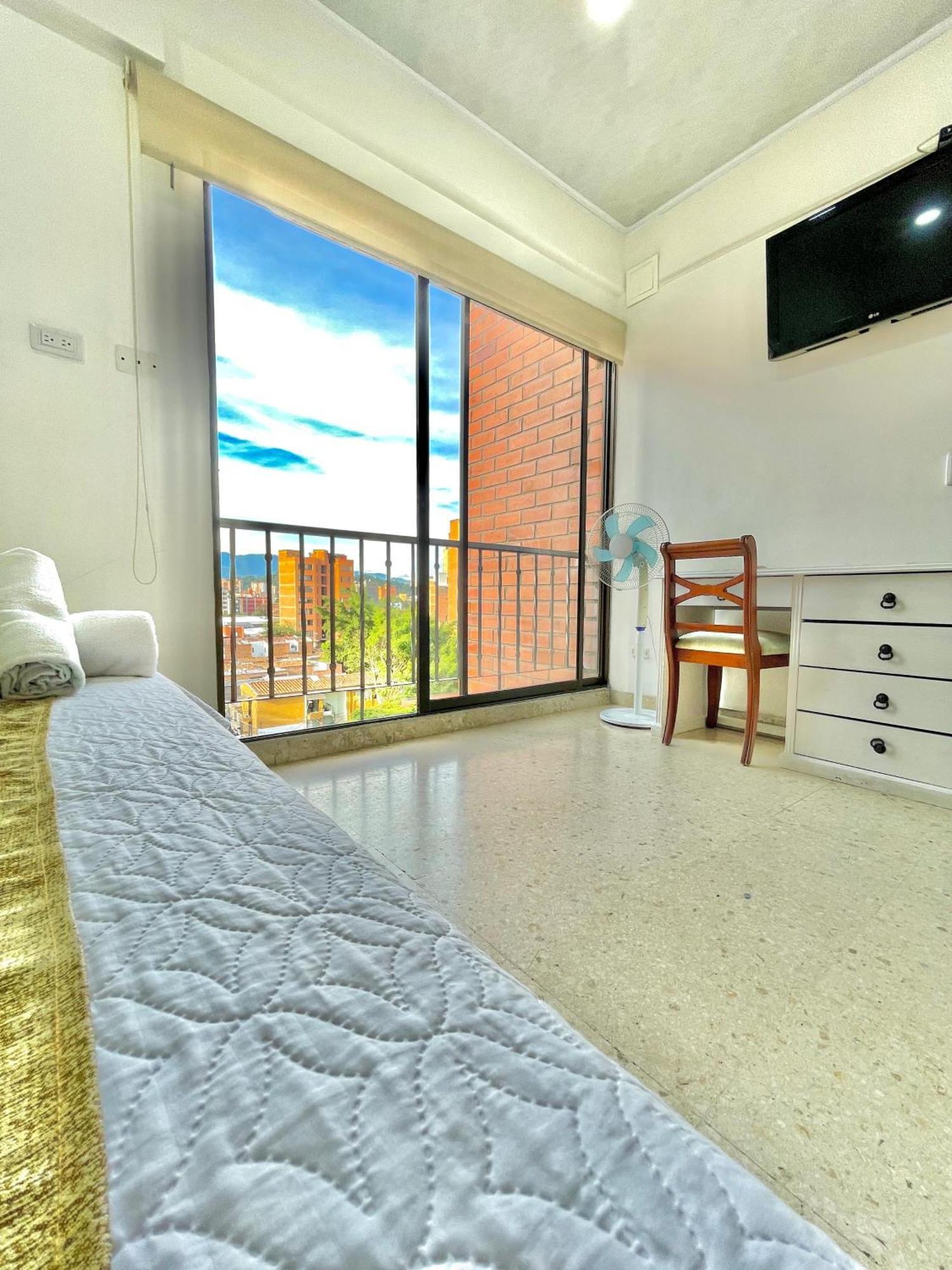 Hotel Torre Primavera Medellín Dış mekan fotoğraf