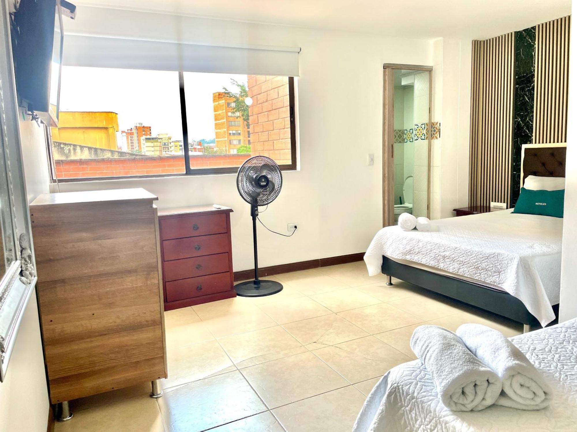 Hotel Torre Primavera Medellín Dış mekan fotoğraf
