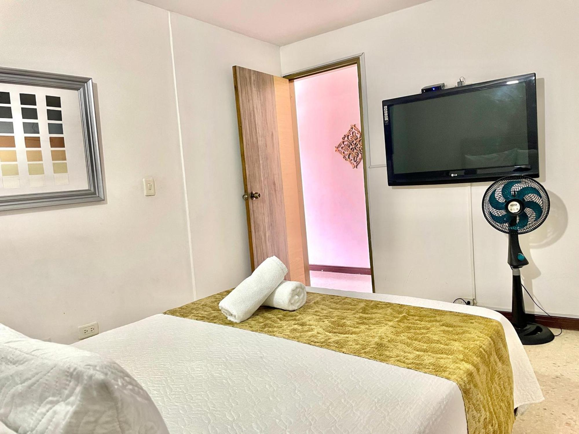Hotel Torre Primavera Medellín Dış mekan fotoğraf