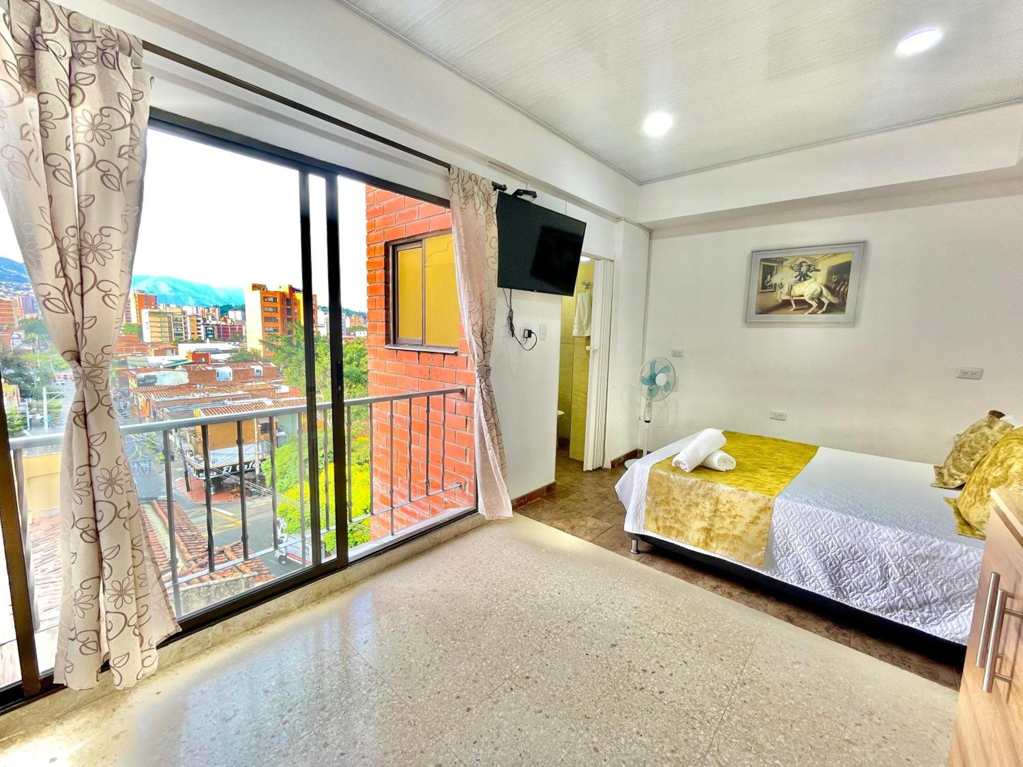 Hotel Torre Primavera Medellín Dış mekan fotoğraf