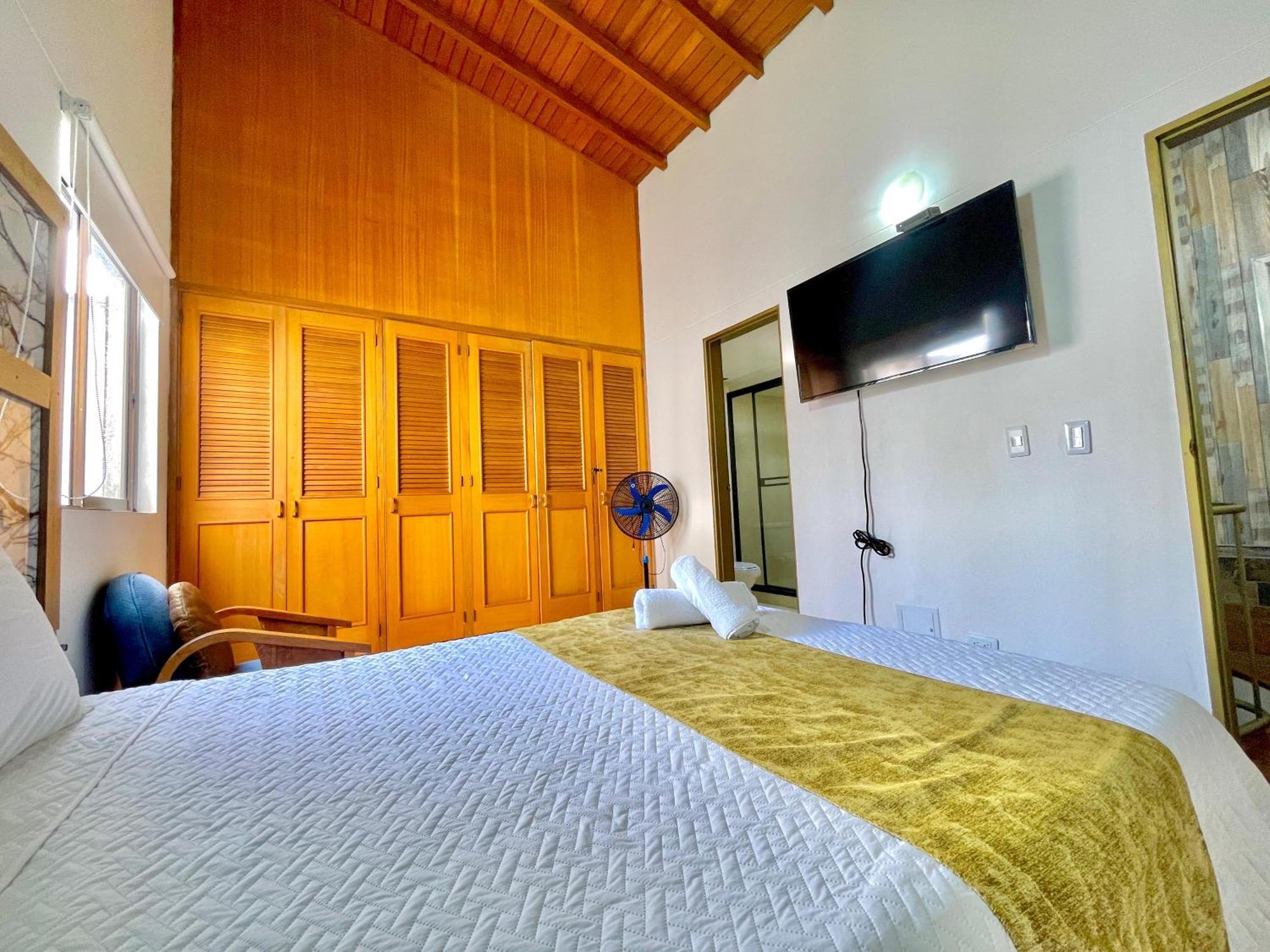 Hotel Torre Primavera Medellín Dış mekan fotoğraf
